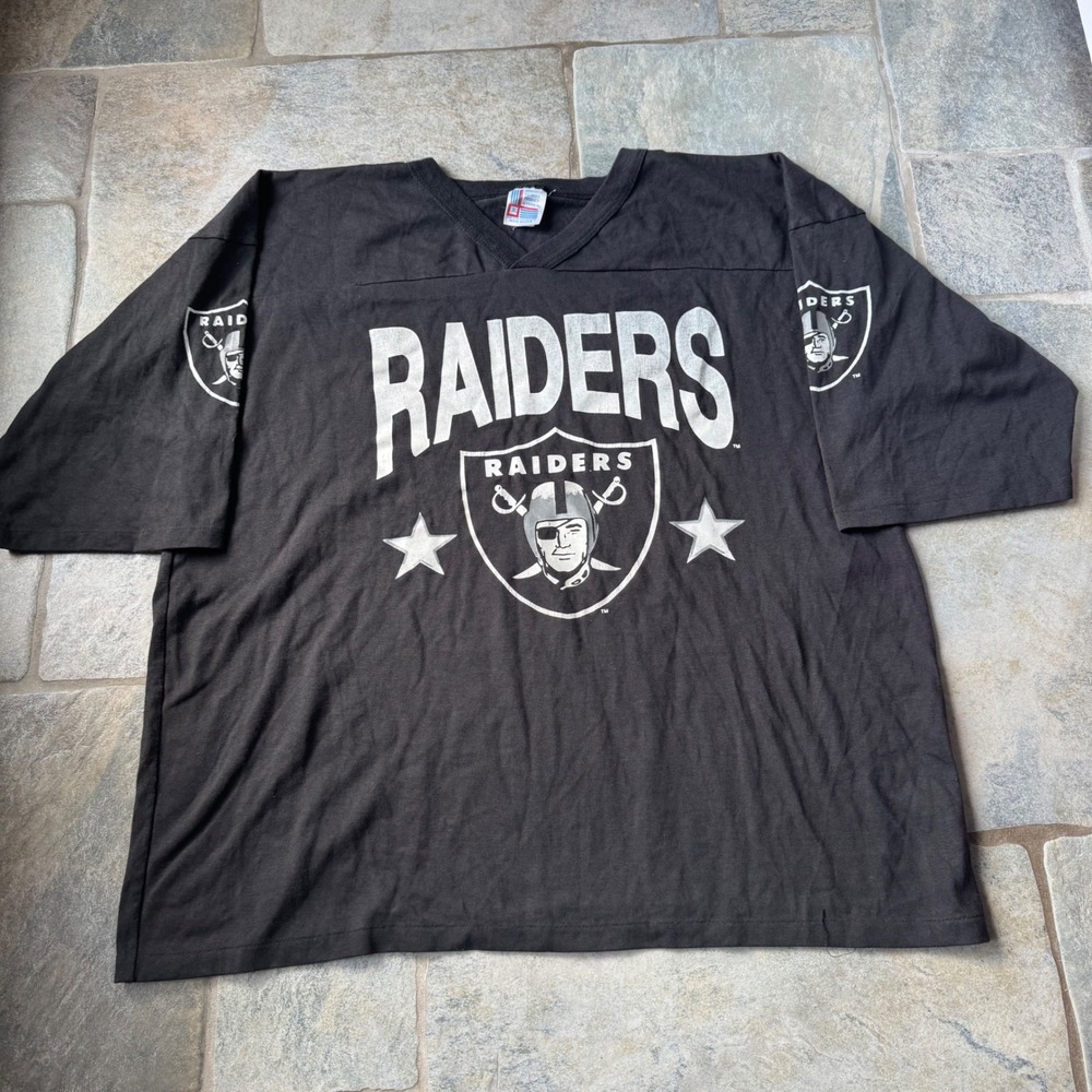 Vintage Raiders NFL Shirt XL USA Made – 90s V-Neck Graphic Tee with Sleeve Logos